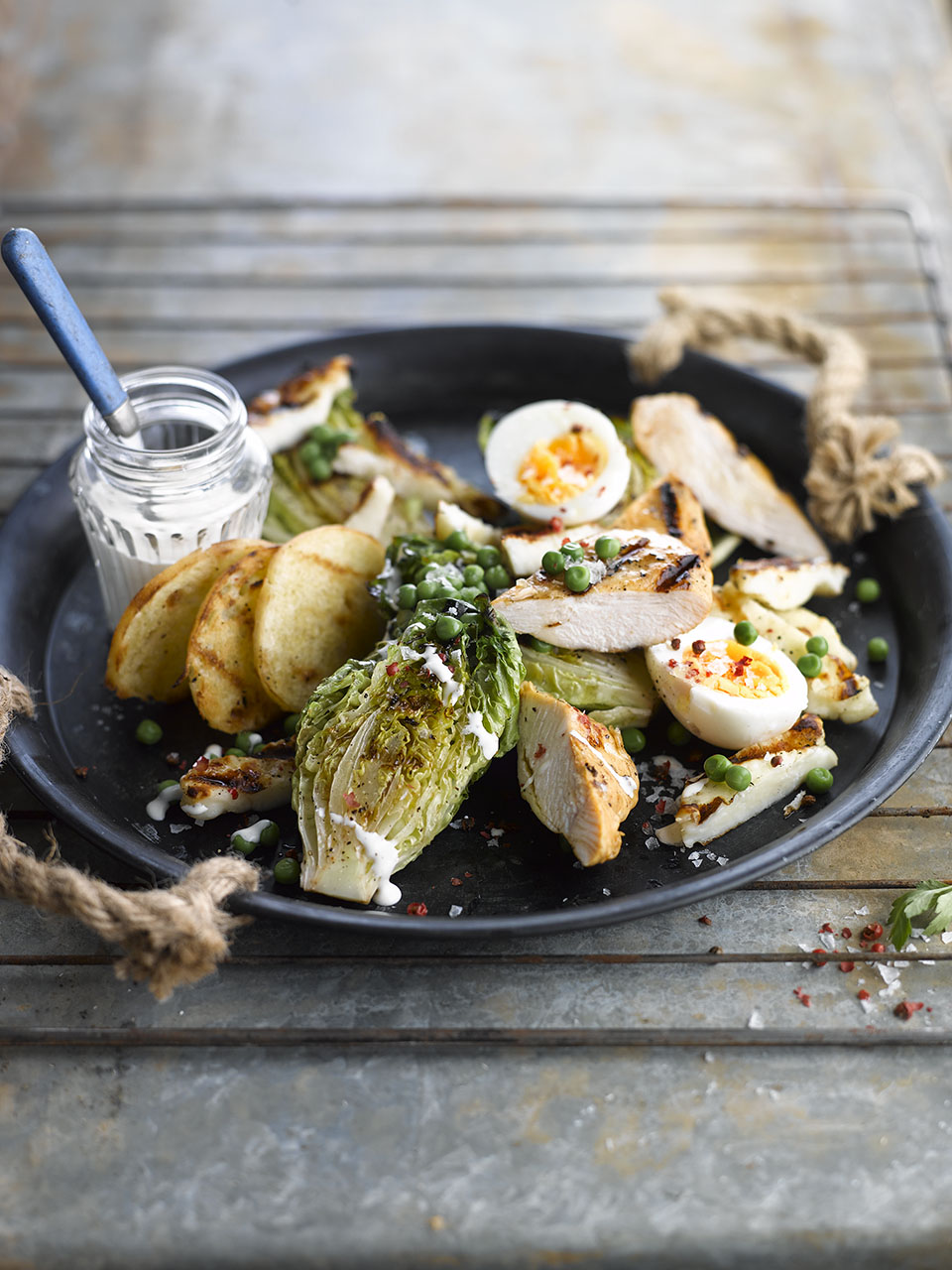 128 130 HG_KIPFILETREEPJES CEASARSALAD_00003